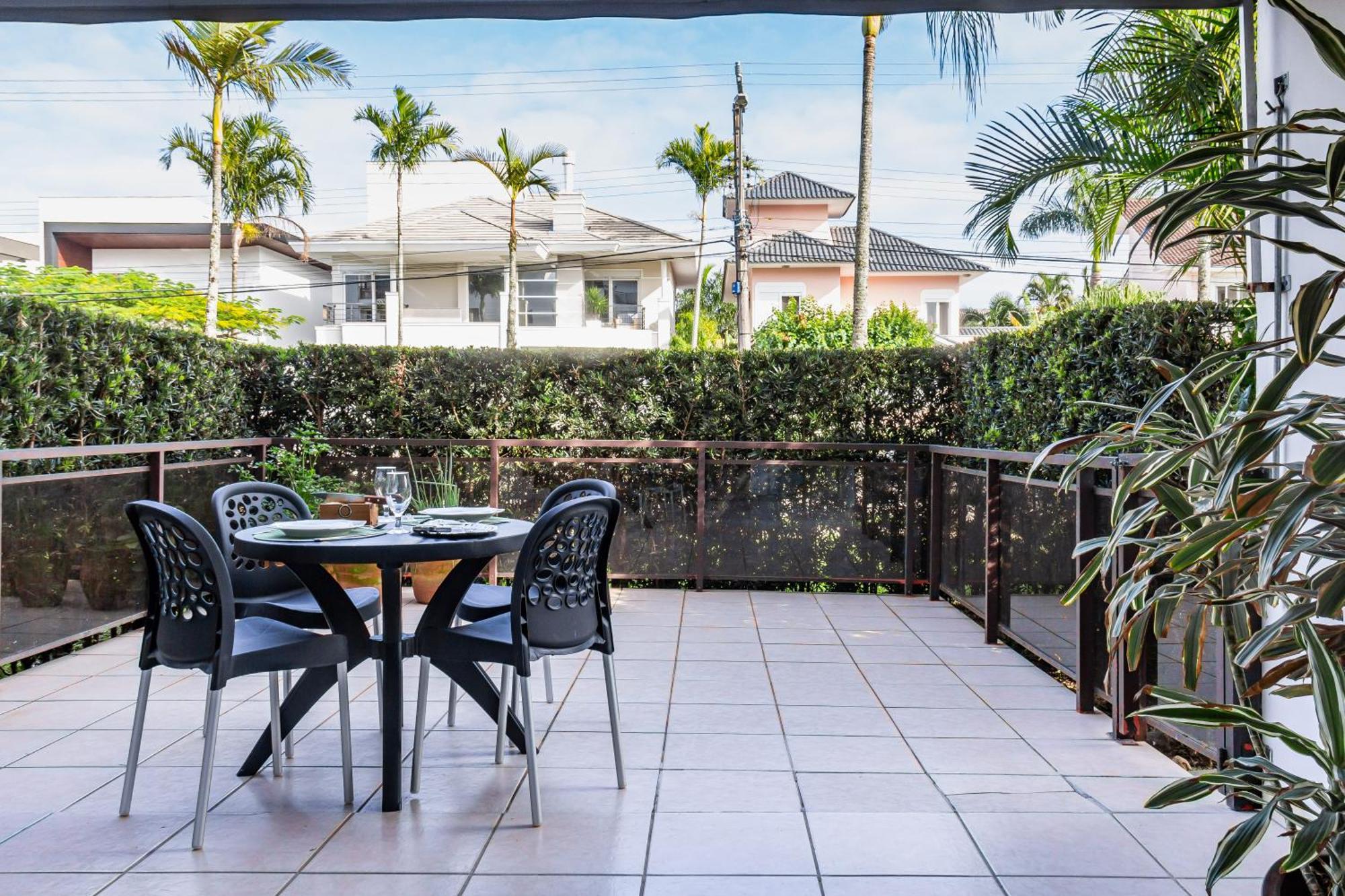 Garden Com 2 Suítes Em Jurerê Jur021 Florianópolis